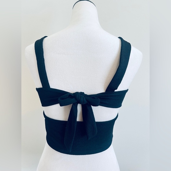 SHEIN NWOT Black Fitted Sleeveless Tank Top with Tie Front - Picture 2 of 6